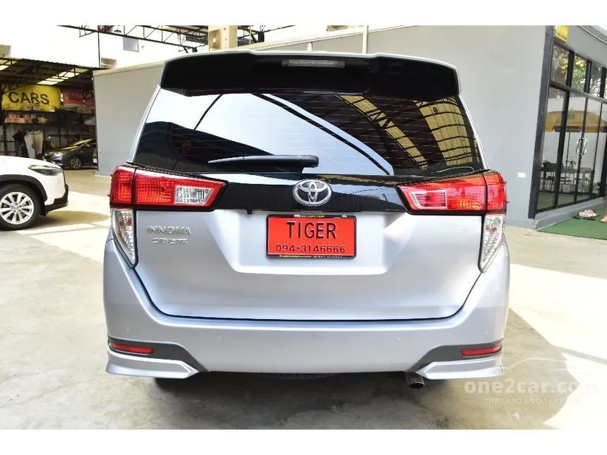 2023 Toyota INNOVA Crysta Wagon