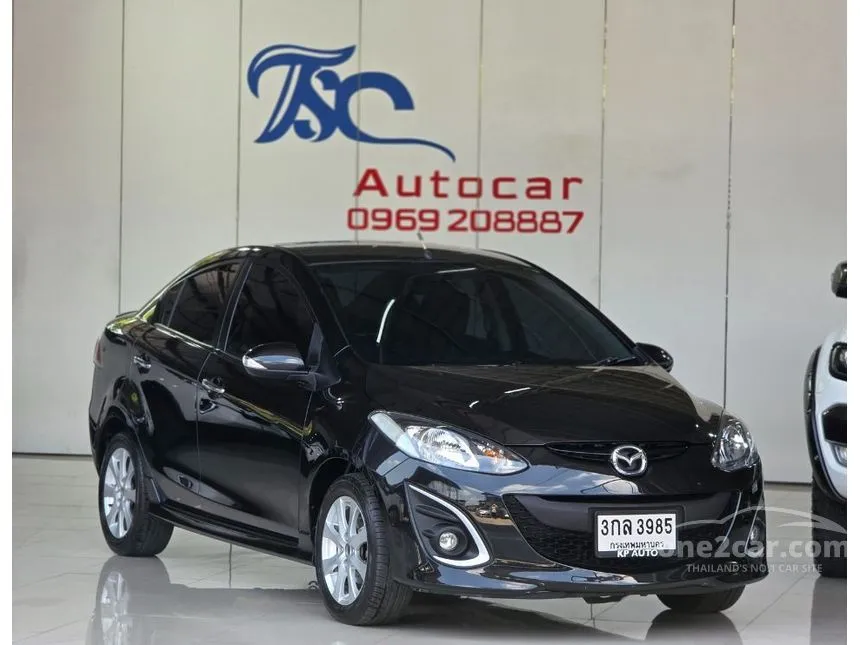 2014 Mazda 2 Elegance Spirit Sedan