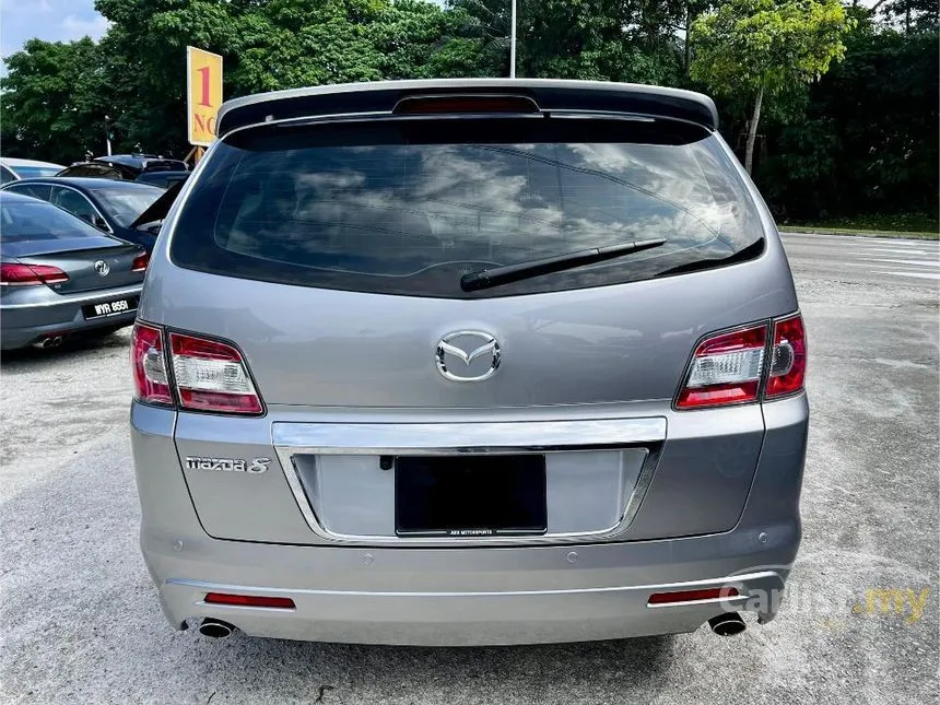 2013 Mazda 8 MPV
