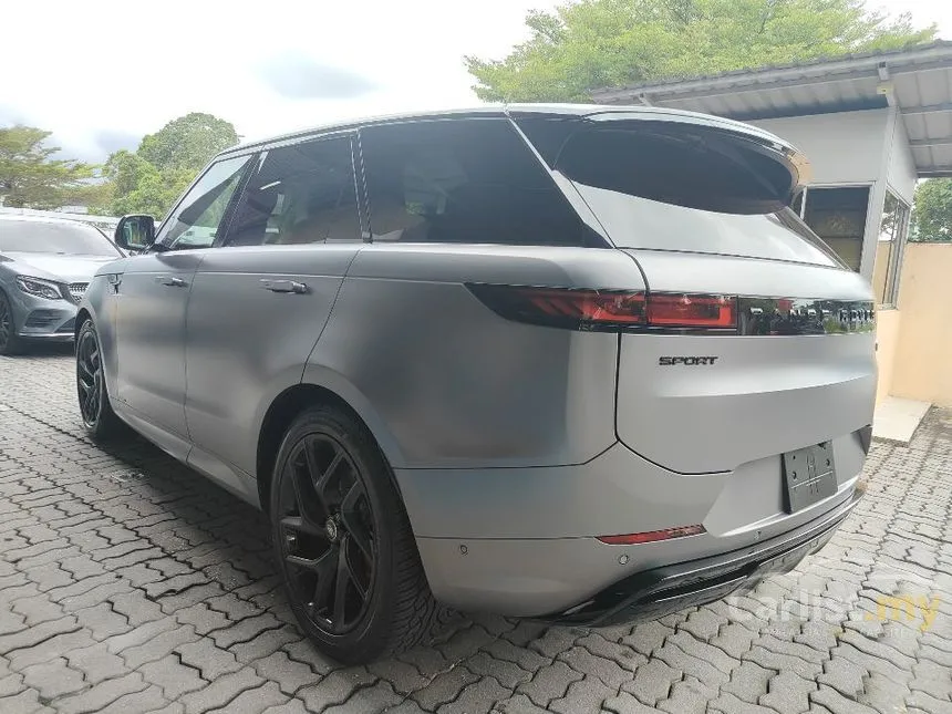 2023 Land Rover Defender 110 D300 SUV