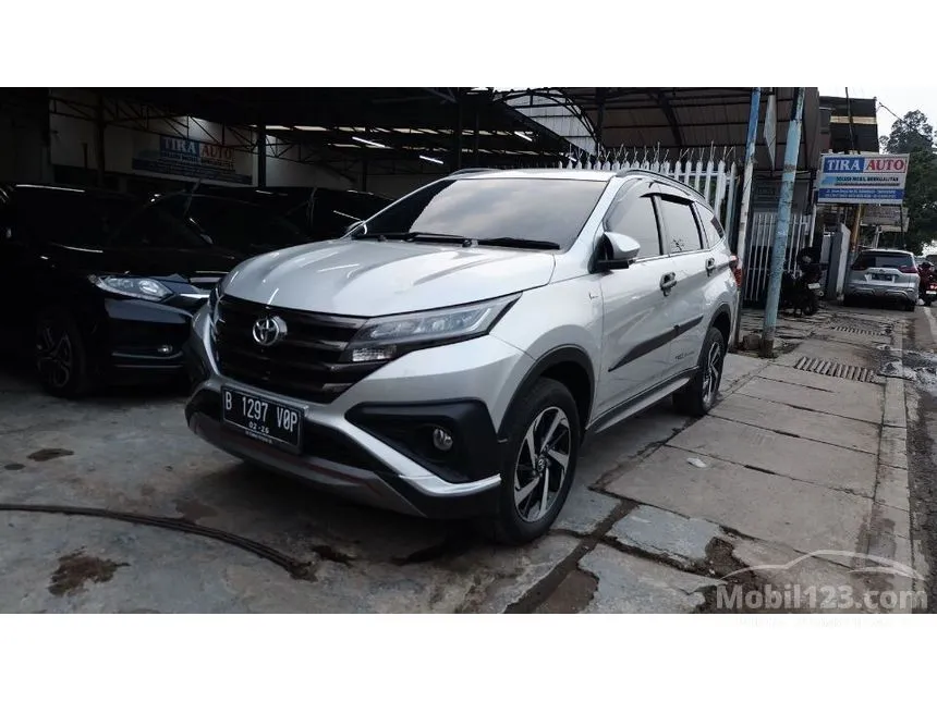 Jual Mobil Toyota Rush 2021 TRD Sportivo 1.5 di Banten Manual SUV Silver Rp 229.000.000