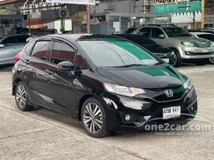 2015 Honda JAZZ 1.5 SV Hatchback