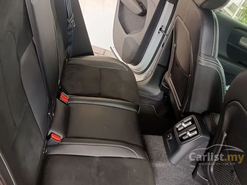 2021 Volvo XC40 Recharge T5 R-Design SUV