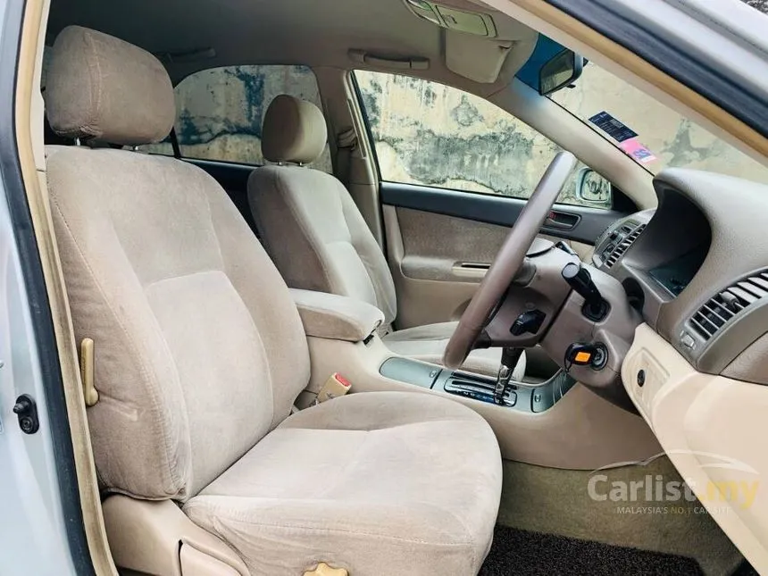 2004 Toyota Camry E Sedan