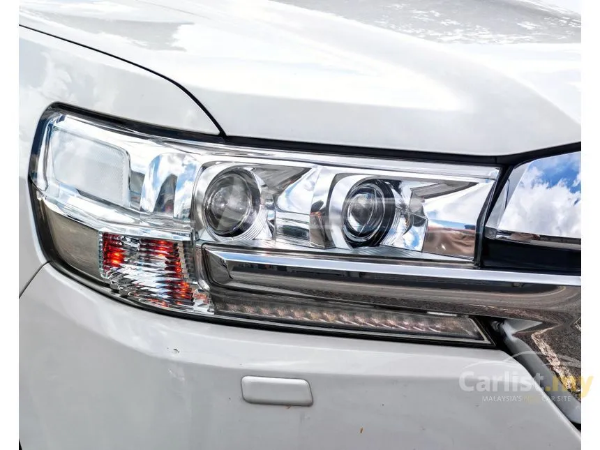 2017 Toyota Land Cruiser URJ202 AX SUV