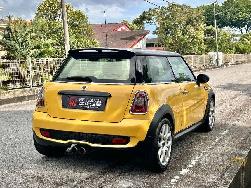 2009 MINI Cooper Hatchback