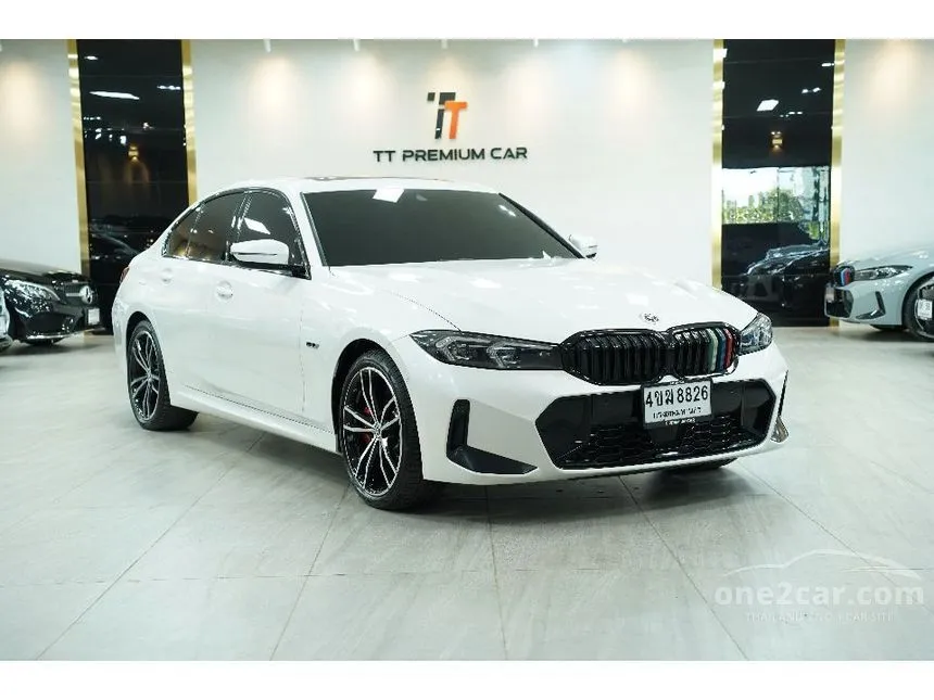 2023 BMW 330e M Sport Sedan