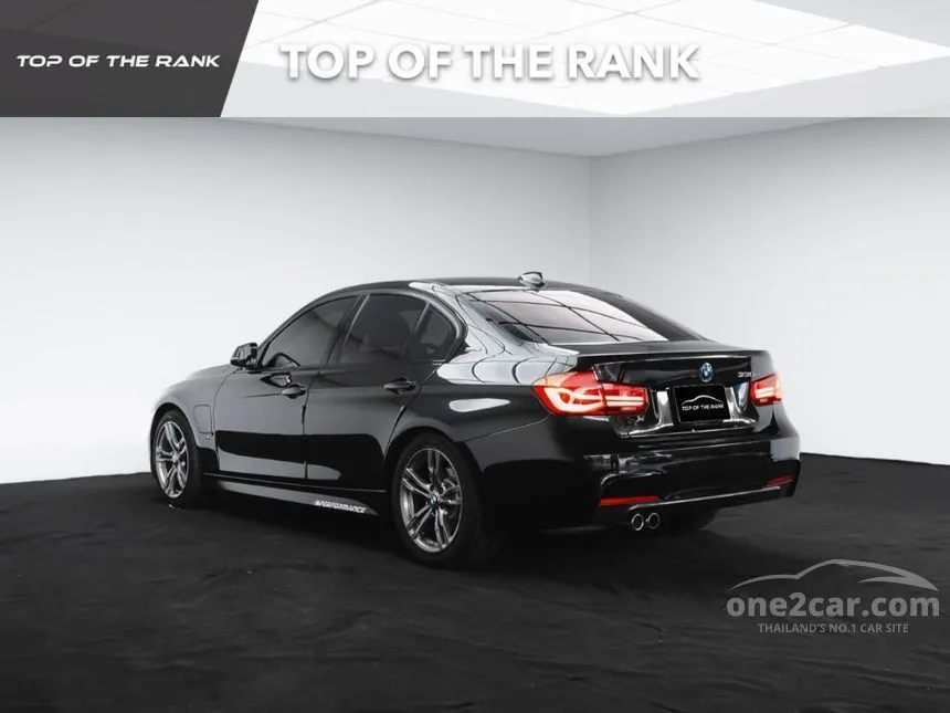 2019 BMW 330e M Sport Sedan