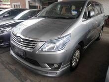 2013 Toyota Innova 2.0 G MPV -- WELL MAINTAINED --