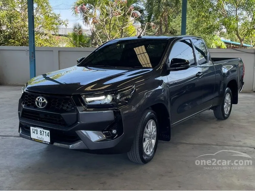 2024 Toyota HILUX REVO Z Edition Mid Smart Cab Pickup