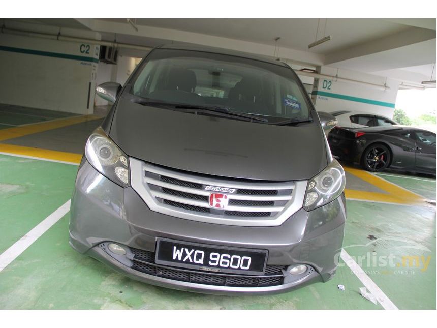 2013 Honda Freed S i-VTEC MPV