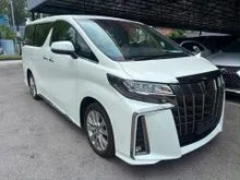 2021 Toyota Alphard 2.5 Type Gold Unregistered with MAX LOAN, CASH REBATE, DIM, BSM, 8 YEARS Warranty