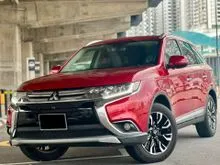 2019 Mitsubishi Outlander 2.4 AWD SUV // Full Black Leather Seat // Sunroof // Paddle Shift // Power Boot // Keyless Entry Push Start // 360 Camera //