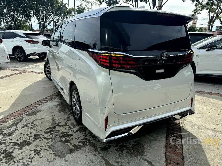 2024 Toyota Alphard Z 7-Seater MPV