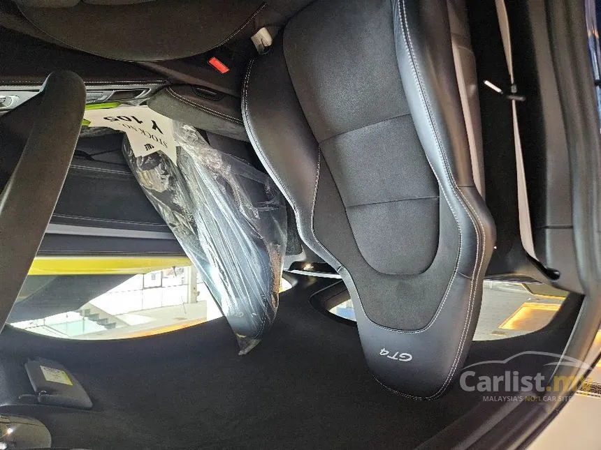 2022 Porsche 718 Cayman GT4 Coupe
