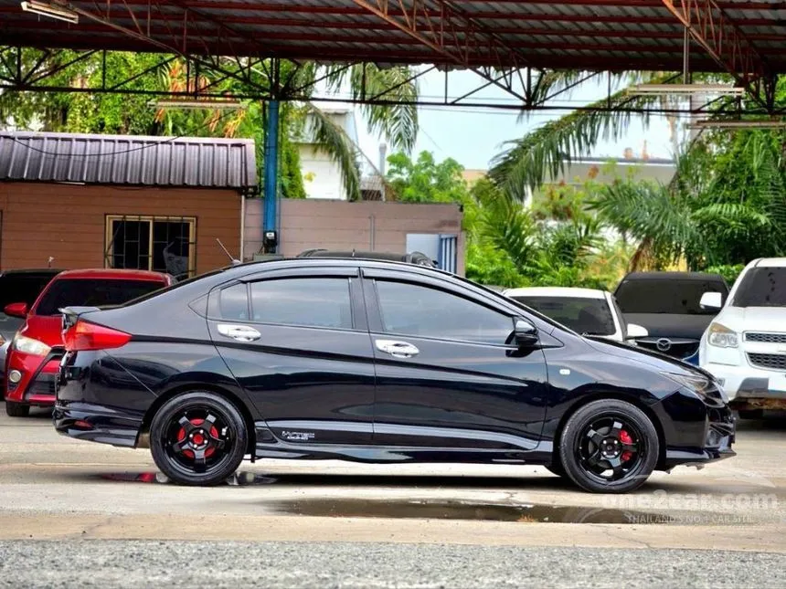 2016 Honda City V Sedan