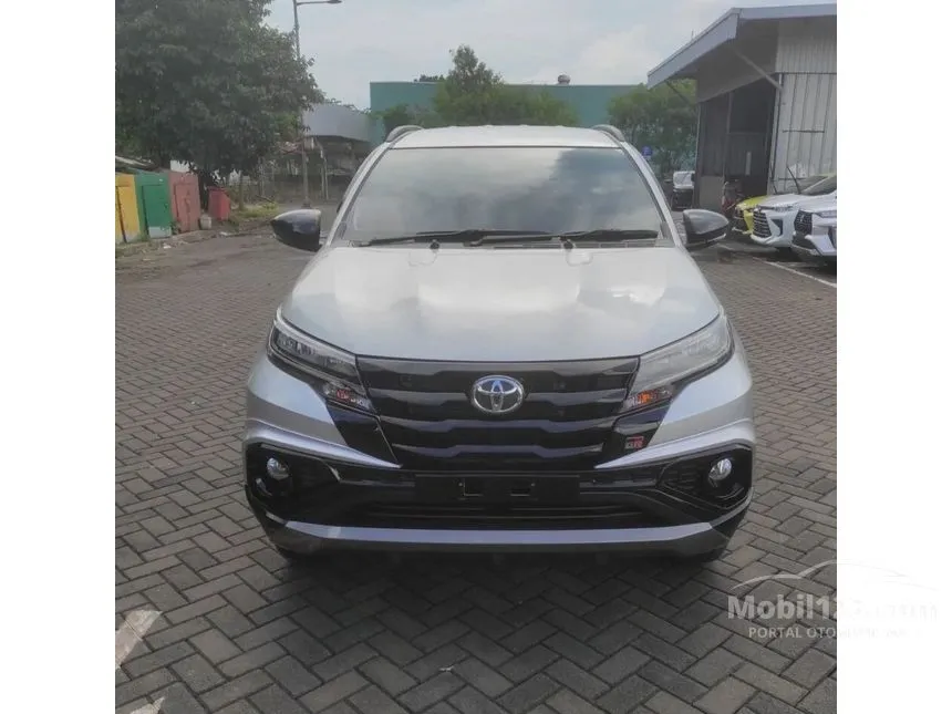 Jual Mobil Toyota Rush 2024 S GR Sport 1.5 di DKI Jakarta Automatic SUV Silver Rp 287.450.000
