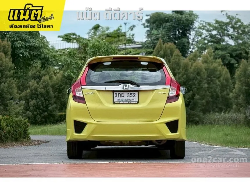 2014 Honda JAZZ SV Hatchback