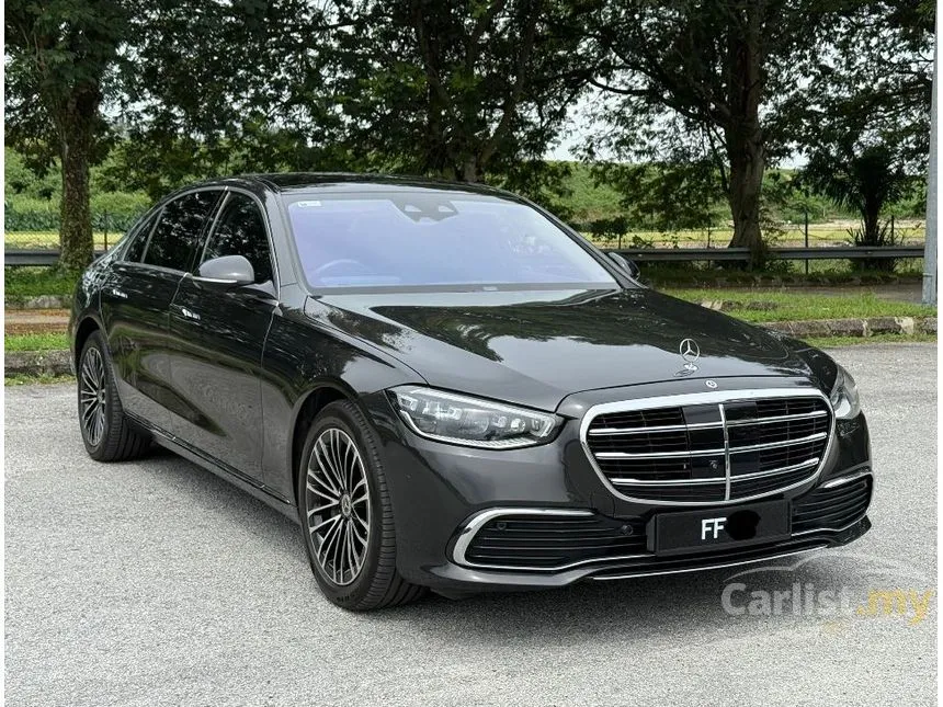 2022 Mercedes-Benz S580e Sedan