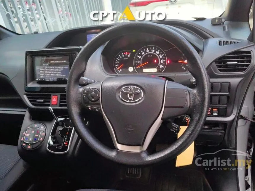 2018 Toyota Voxy X MPV
