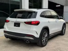 ( AMG RECARO / Carbon Fiber Trim ) 2022 Mercedes-Benz GLA35 GLA250 2.0 AMG Line Recond