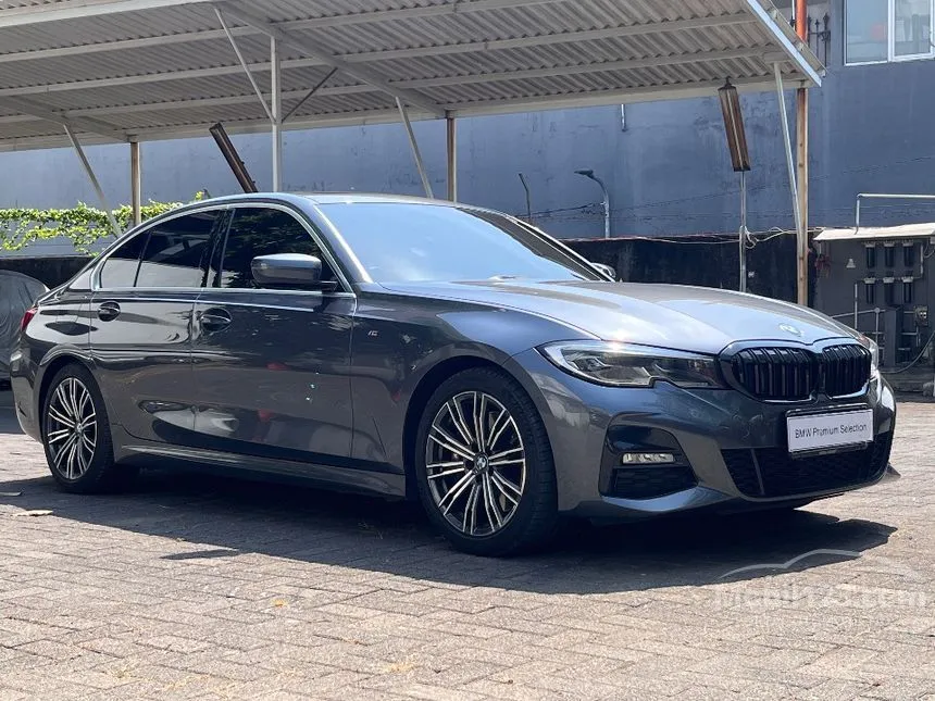 2020 BMW 330i M Sport Sedan