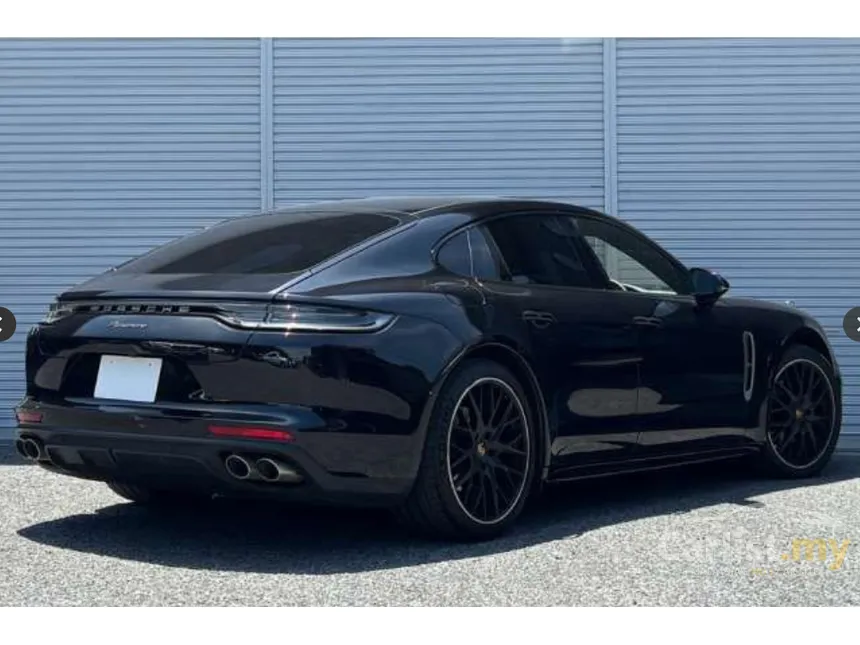 2022 Porsche Panamera Hatchback