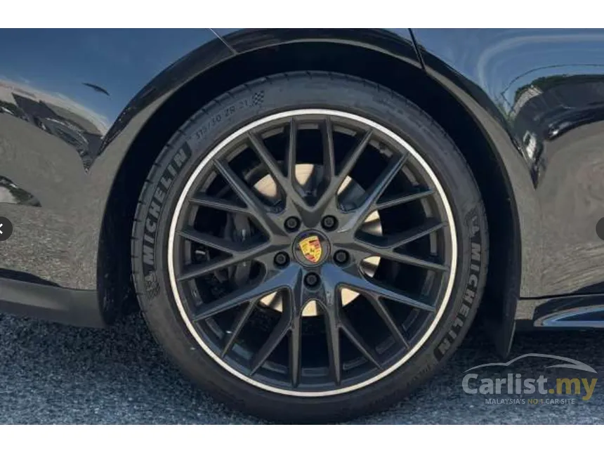 2022 Porsche Panamera Hatchback