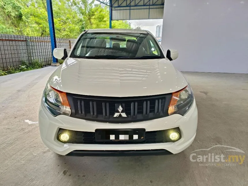 2017 Mitsubishi Triton Quest Dual Cab 4X2 Pickup