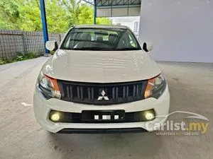 2017 Mitsubishi Triton 2.5 Quest Dual Cab 4X2 Pickup