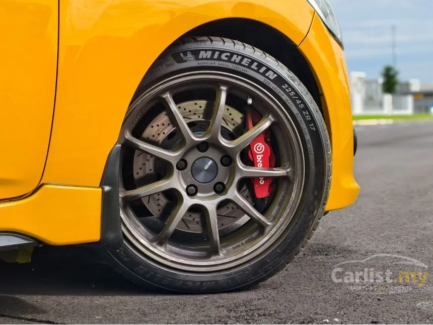 2015 Hyundai Veloster Turbo Sport Hatchback