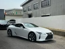 2021 Lexus LC 500 5.0 S Package Coupe - LOW MIL 26K KM - MARK LEVINSON - CARBON ROOF - RETRACTABLE REAR SPOILER