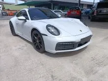 2019 Porsche 911 3.0 C4S PDLS PLUS LIGHT FULL SPEC PRICE CAN NGO UNIT LET GO CHEAPER IN TOWN PLS CALL FOR VIEW N TALK FASTER NGO NGO NGO