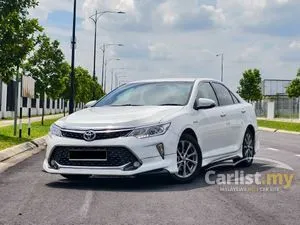 2017 Toyota Camry 2.5 Hybrid Premium Sedan