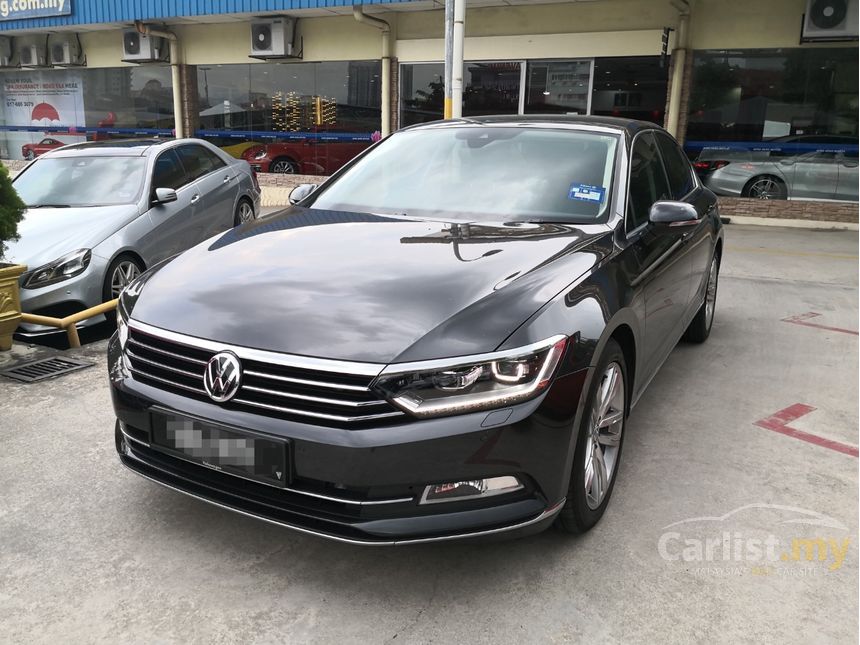 Used 2019 Volkswagen Passat 2 0 380 Tsi Highline Sedan Pre Register By Vw Prices Waa2