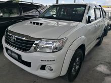 2015 Toyota Hilux 2.5 G VNT Pickup Truck