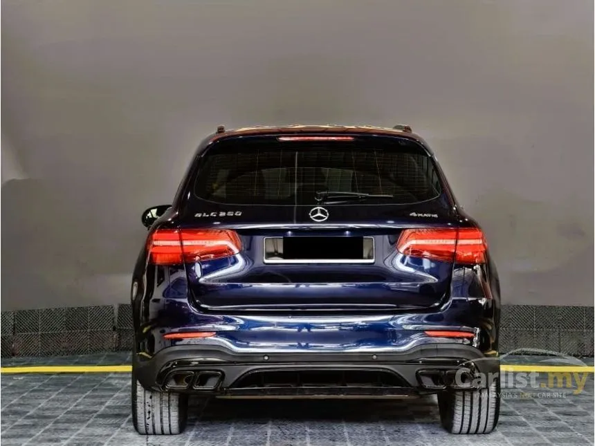 2017 Mercedes-Benz GLC250 4MATIC SUV