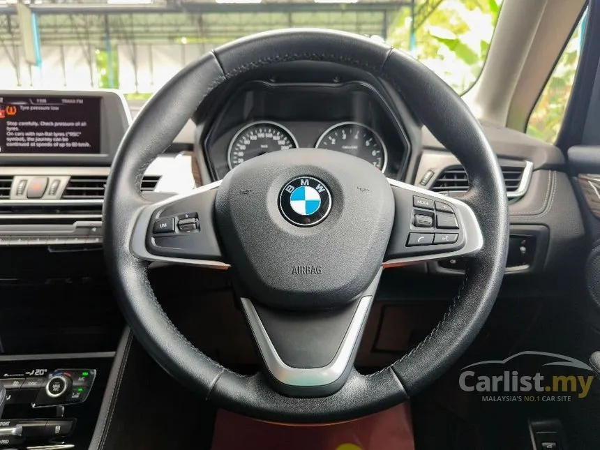 2016 BMW 218i Active Tourer Hatchback