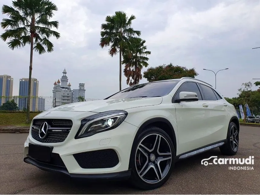 2014 Mercedes-Benz GLA200 Sport SUV