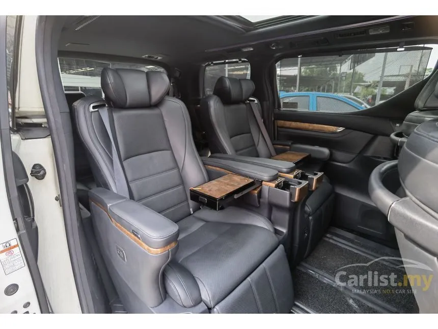 2016 Toyota Alphard G Executive Lounge MPV