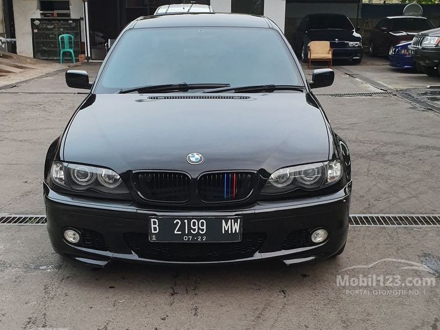 Jual Mobil BMW 318i 2002 E46 2.0 di Banten Automatic Sedan Hitam Rp 105