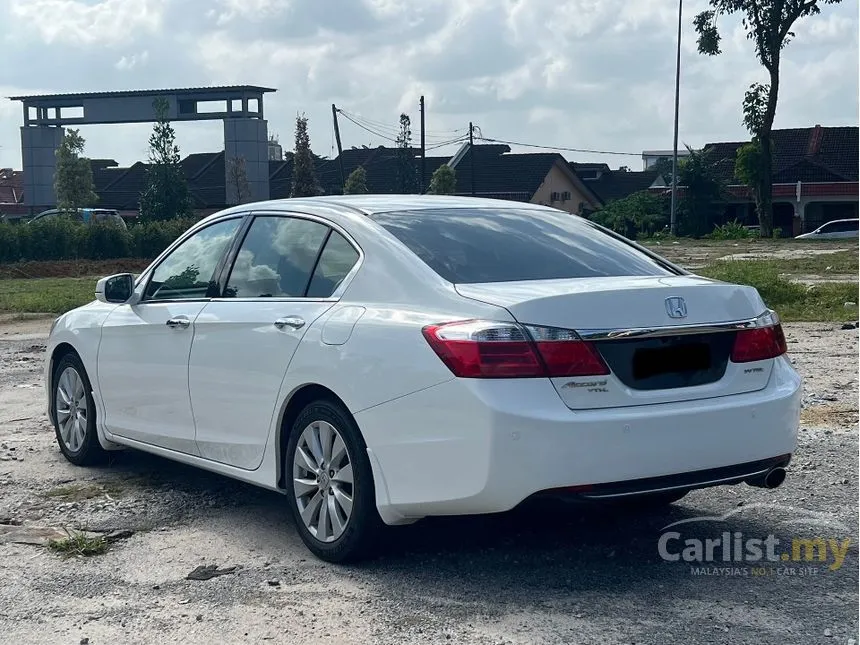 2016 Honda Accord i-VTEC VTi-L Sedan