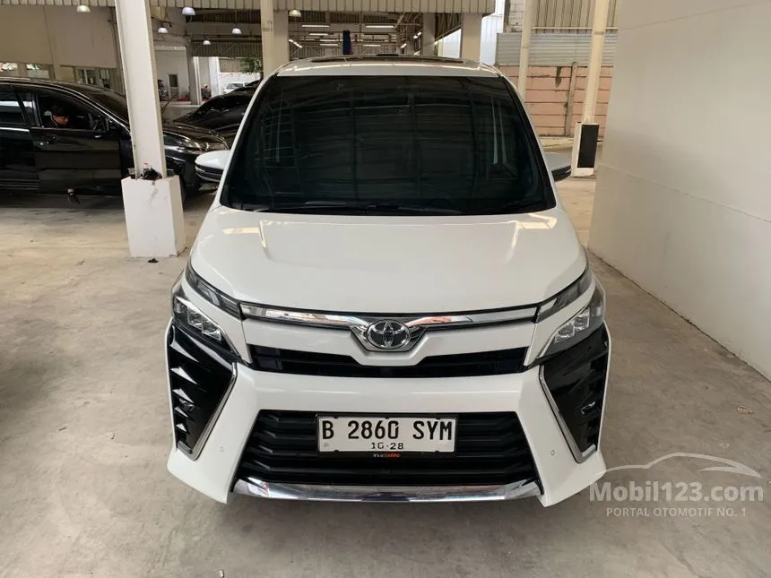 Jual Mobil Toyota Voxy 2018 2.0 di DKI Jakarta Automatic Wagon Putih Rp 301.000.000