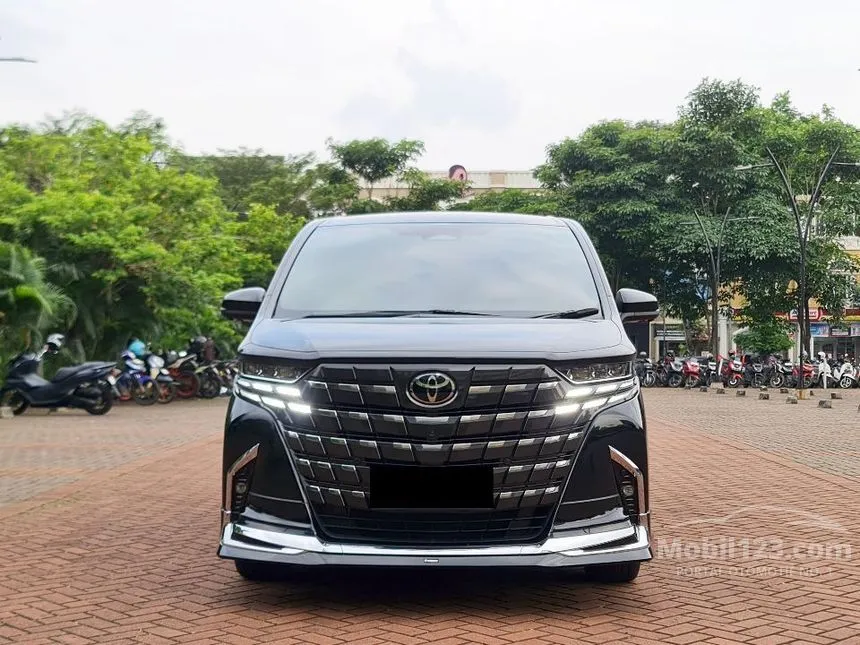 2024 Toyota Alphard HEV Modelista MPV