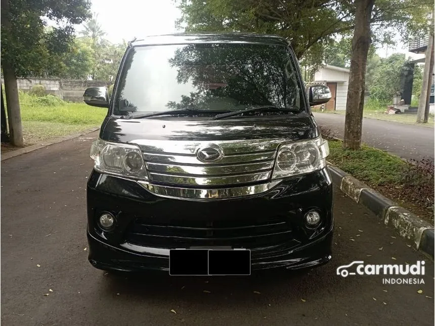 2015 Daihatsu Luxio X Van