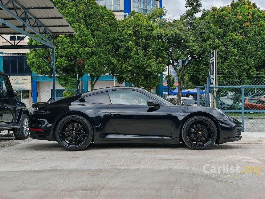 2022 Porsche 911 Carrera S Coupe