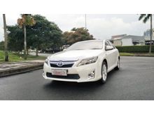 2013 Toyota Camry Hybrid 2.5 Hybrid Sedan