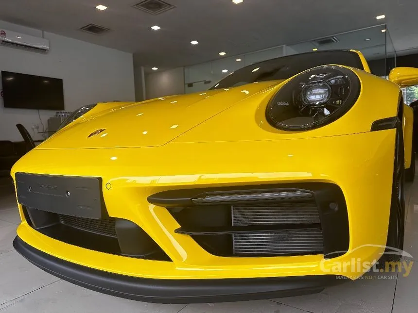 2022 Porsche 911 Carrera GTS Coupe