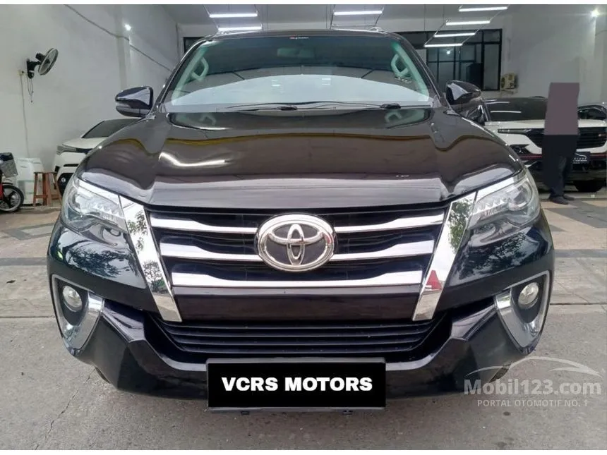 Jual Mobil Toyota Fortuner 2017 G 2.4 di Jawa Timur Automatic SUV Hitam Rp 405.000.000
