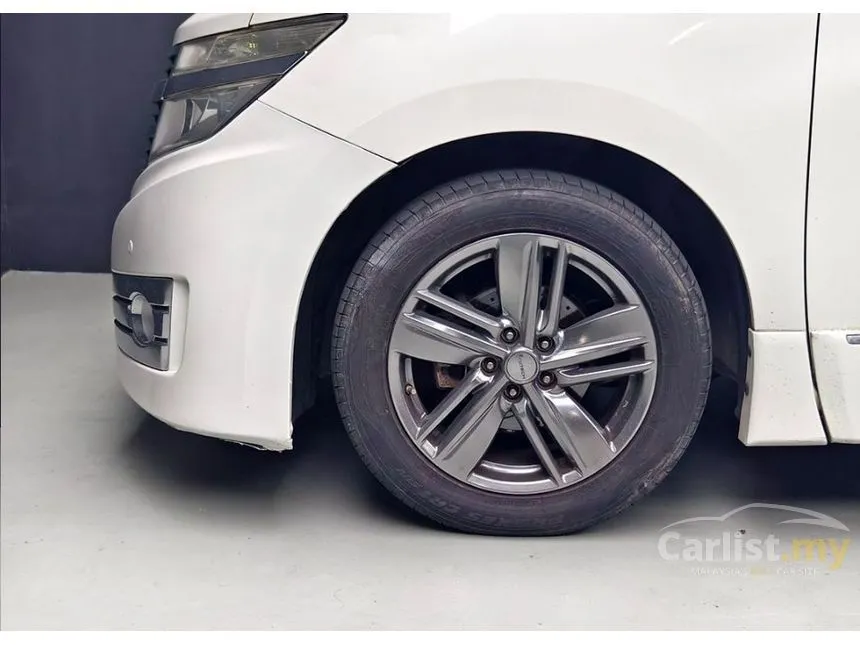 2012 Nissan Elgrand High-Way Star MPV